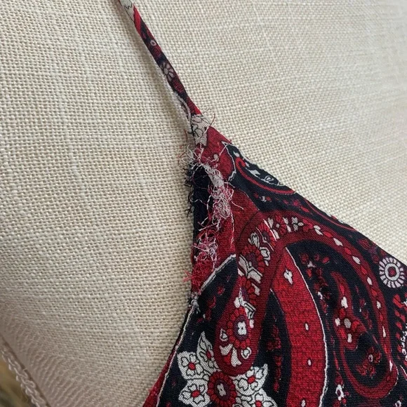 2 tops red bandana handkerchief top SZ LG and a SZ SM coral floral top zip back - Picture 6 of 13